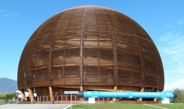 (CERN) Avrupa Nükleer Araştırma Merkezi ve Paris Gezisi